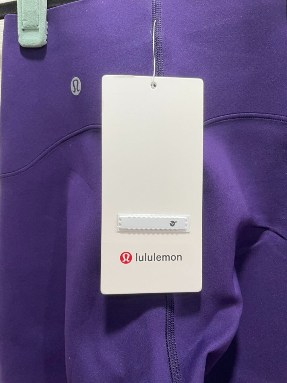 NWT Lululemon Glow Up Tight 25" SHR DRCP Dark Court Purple, size 2 - Picture 9 of 9